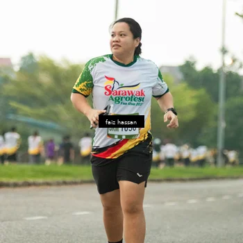 Runner Photo 7700692