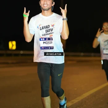 Runner Photo 7700700
