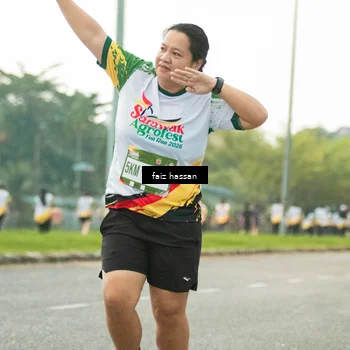 Runner Photo 7700716
