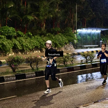 Runner Photo 7700717