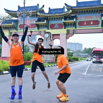Runner Photo 7700725