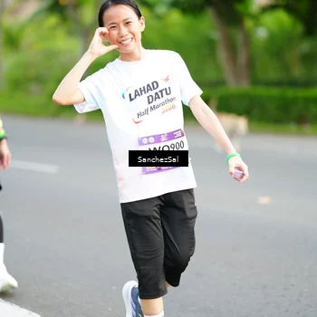 Runner Photo 7700727