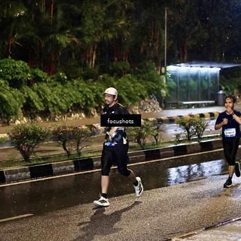Runner Photo 7700729