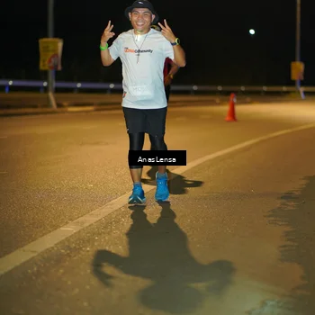 Runner Photo 7700761