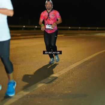 Runner Photo 7700771
