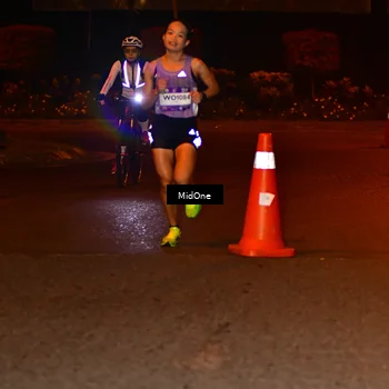 Runner Photo 7700772