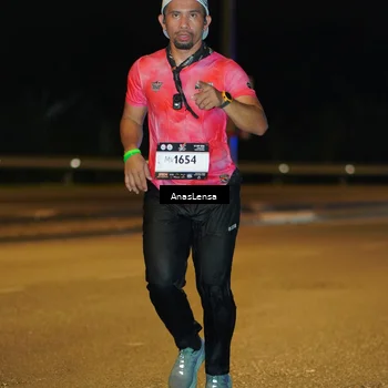 Runner Photo 7700787