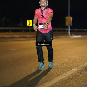 Runner Photo 7700789