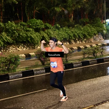 Runner Photo 7700791