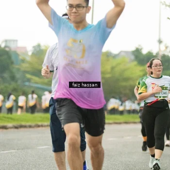 Runner Photo 7700794