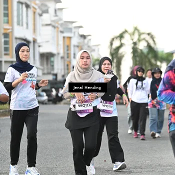 Runner Photo 7700802