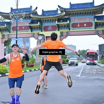 Runner Photo 7700804
