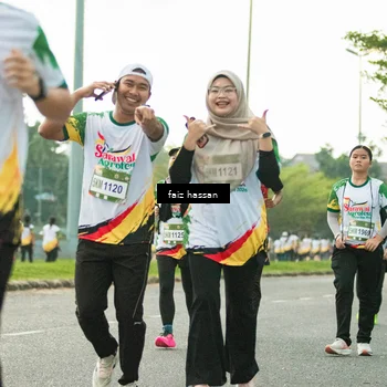 Runner Photo 7700806