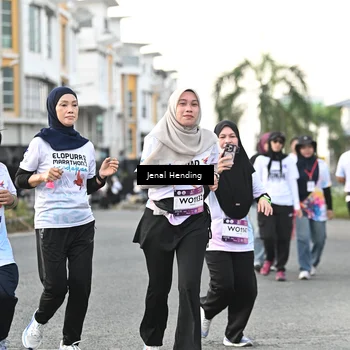 Runner Photo 7700807