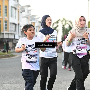 Runner Photo 7700821