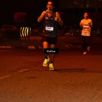 Runner Photo 7700823