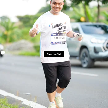 Runner Photo 7700828
