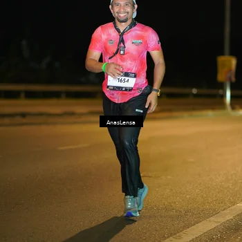 Runner Photo 7700837