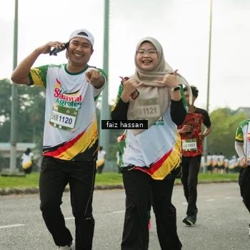 Runner Photo 7700843
