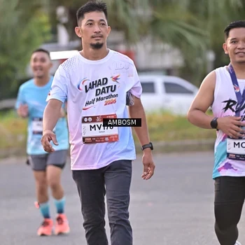 Runner Photo 7700848