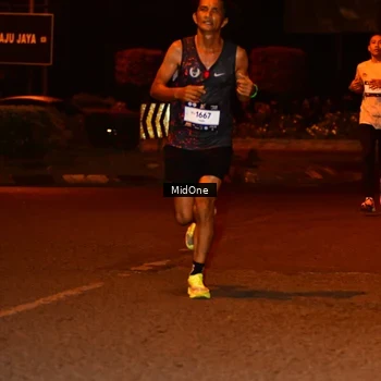 Runner Photo 7700867