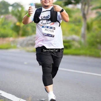 Runner Photo 7700872