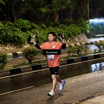 Runner Photo 7700883