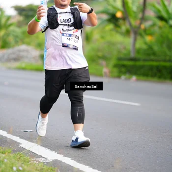 Runner Photo 7700884