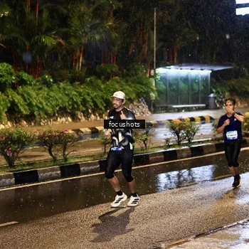 Runner Photo 7700894