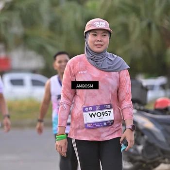 Runner Photo 7700898