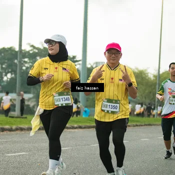 Runner Photo 7700900