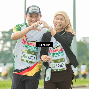 Runner Photo 7700903