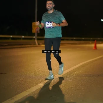Runner Photo 7700915