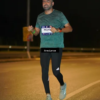 Runner Photo 7700917