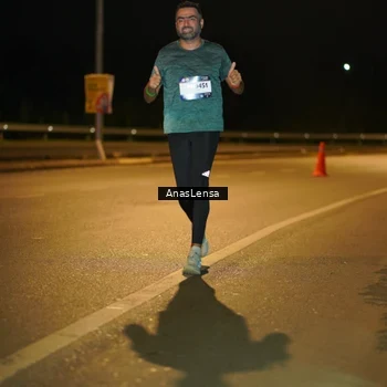 Runner Photo 7700928