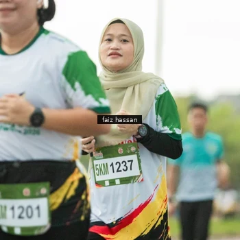 Runner Photo 7700930
