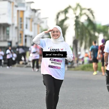 Runner Photo 7700931