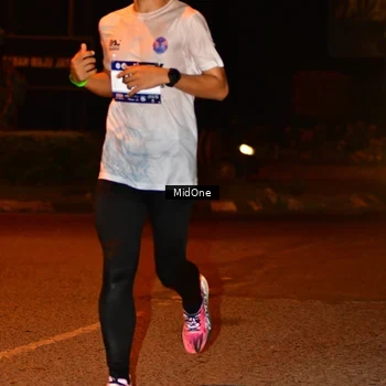 Runner Photo 7700932