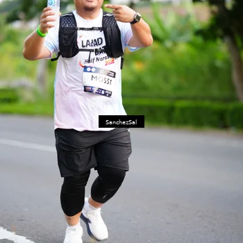 Runner Photo 7700939