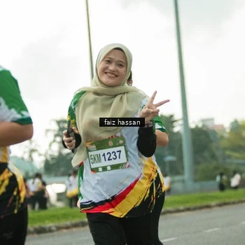 Runner Photo 7700942