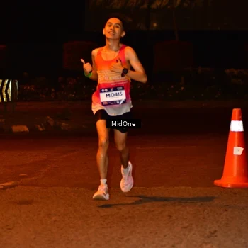 Runner Photo 7700950