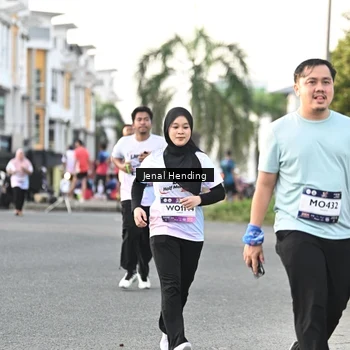 Runner Photo 7700953