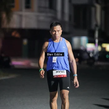 Runner Photo 7700962