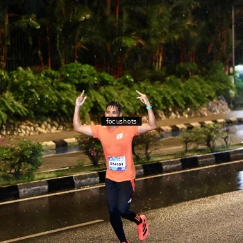Runner Photo 7700966