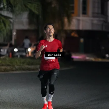 Runner Photo 7701009