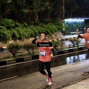 Runner Photo 7701015