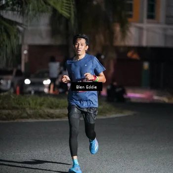 Runner Photo 7701018