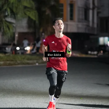 Runner Photo 7701026