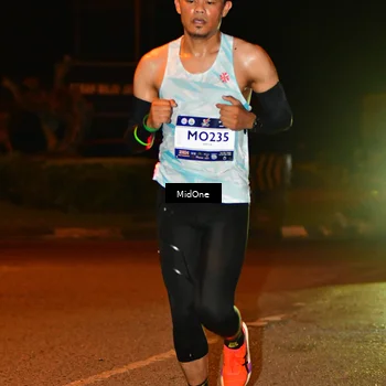 Runner Photo 7701035