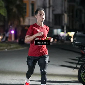 Runner Photo 7701036